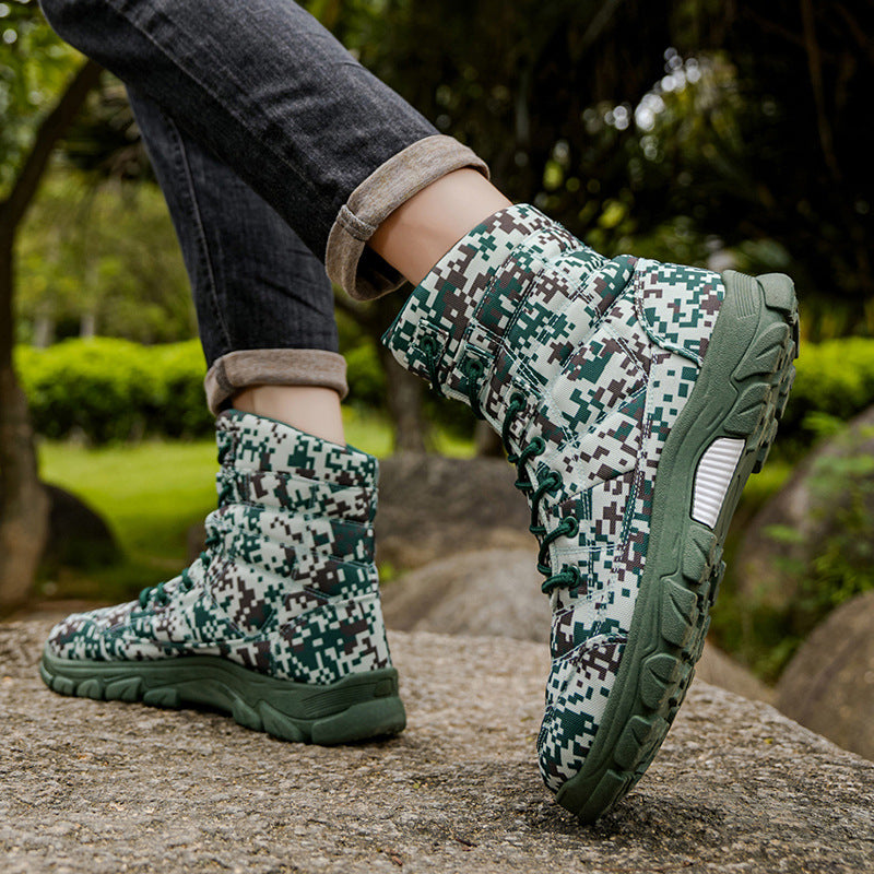 Fleece-Lined Camouflage Hiking Boots: Your Ultimate Winter Companion